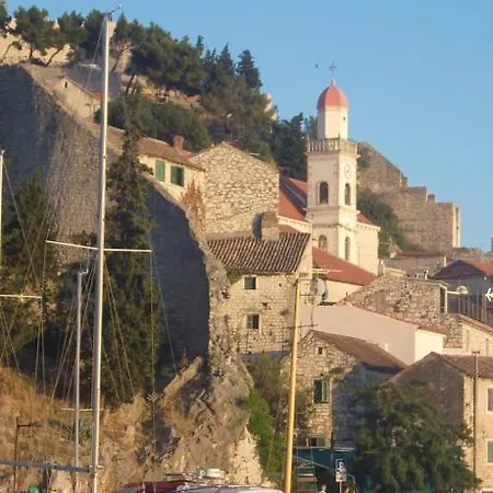 Apartman Ana *