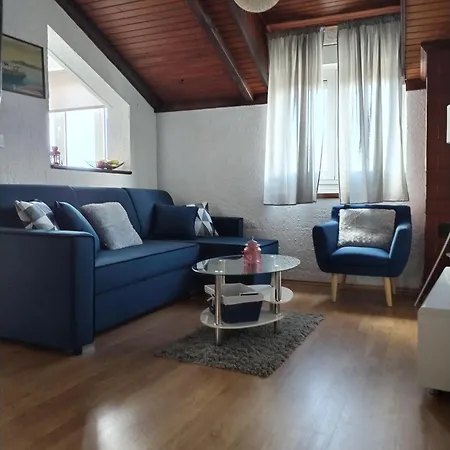 Ana Apartment